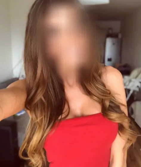 Anja, 35