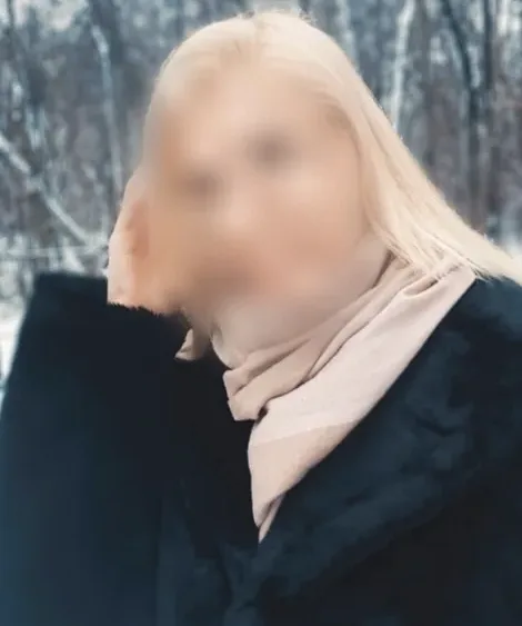 Claudia, 36