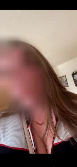 Greta, 25