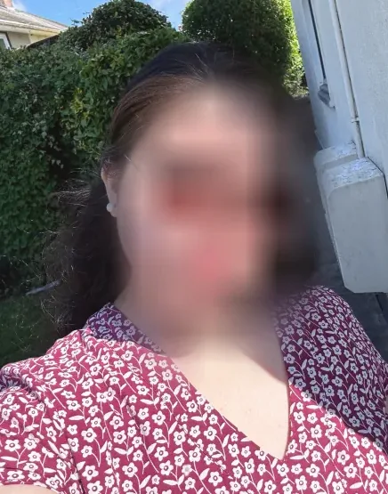 Kira, 28