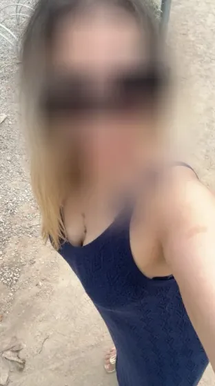 Leonie, 40