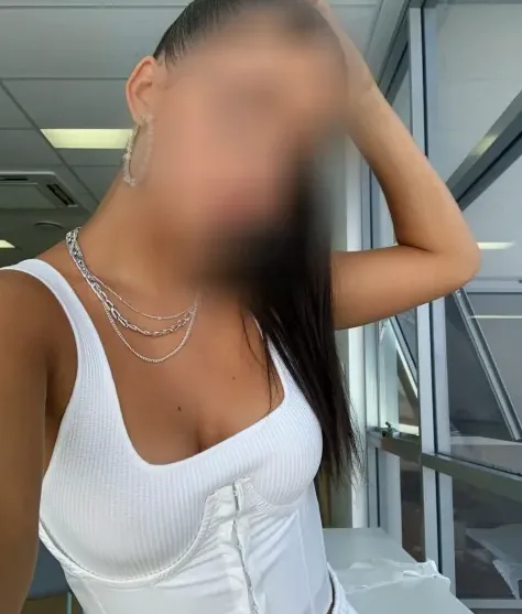 Sophia, 20