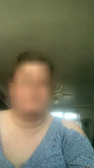 Tanja, 28
