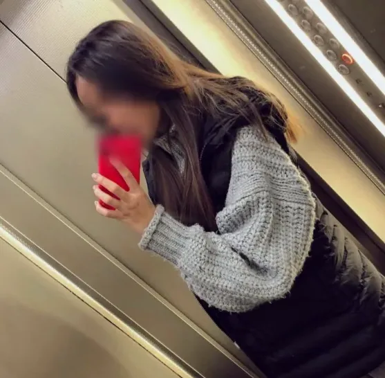 Viktoria, 31